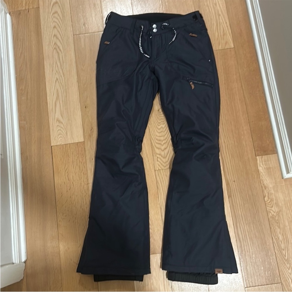 Roxy Cabin Snow Pants (Navy Blue) Size Small - Lightly Used